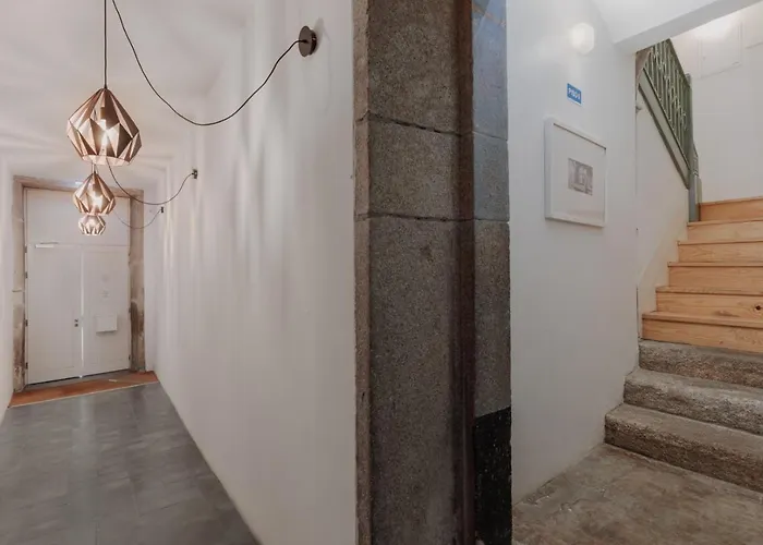 Skyline Cosy House, Downtown Near Metro Apartman