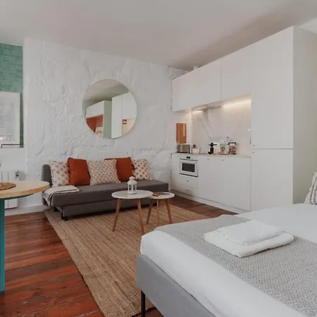 Daire Skyline Cosy House, Downtown Near Metro *
