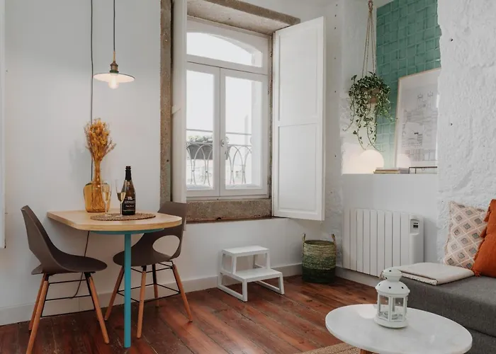 Skyline Cosy House, Downtown Near Metro * Порту