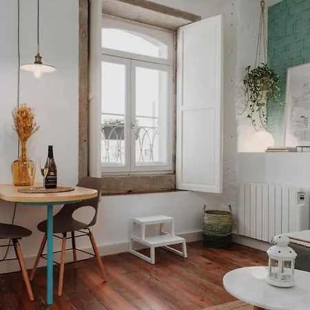 Skyline Cosy House, Downtown Near Metro * Porto